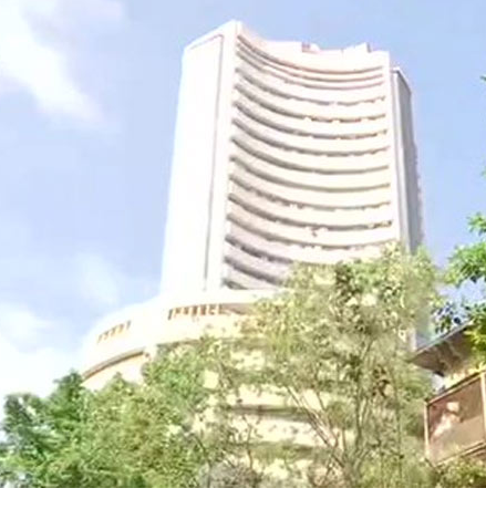 Market Update: Banks Pare Gains, Realty Stocks Shine